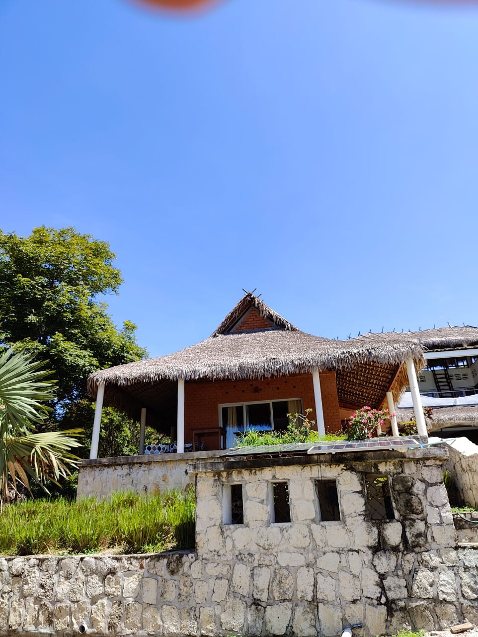 Vue extérieure bungalows hotel